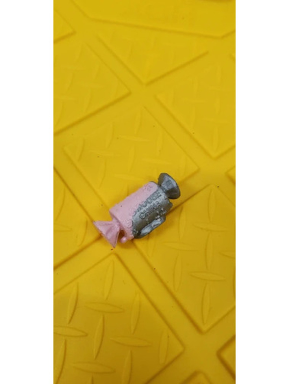 Shopkins Season 6 Christmas Blind Bauble Candy Wrapper Silver Pink Rare Figure